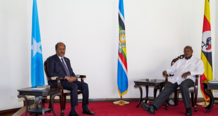 President Hassan Sheikh Mohamud and President Yoweri Museveni during a joint press briefing in Uganda